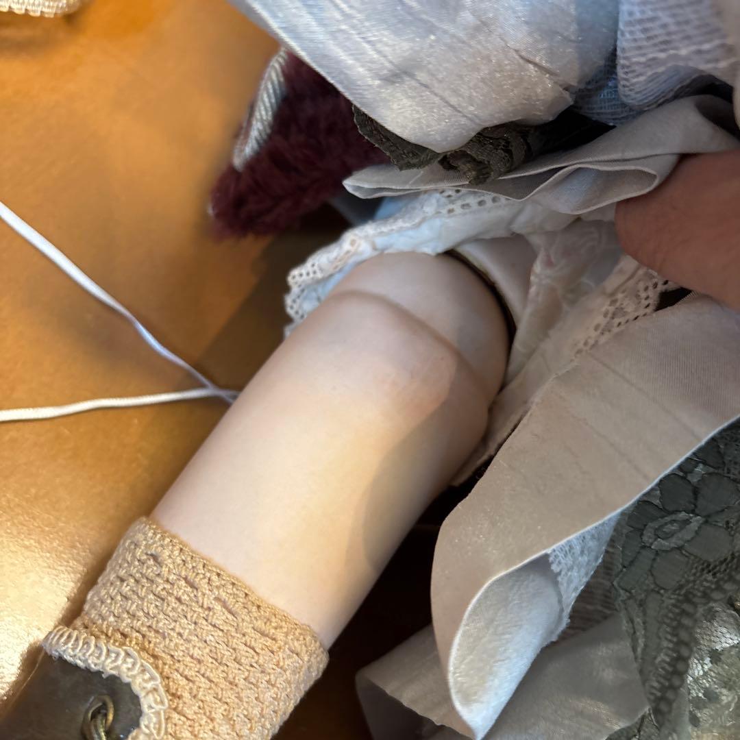 ビスクドール　アンティーク人形