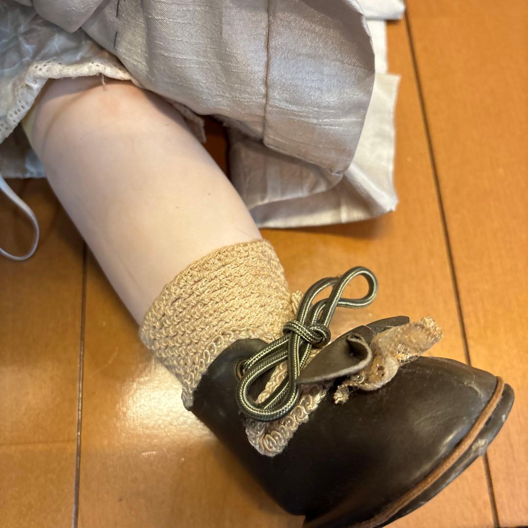 ビスクドール　アンティーク人形