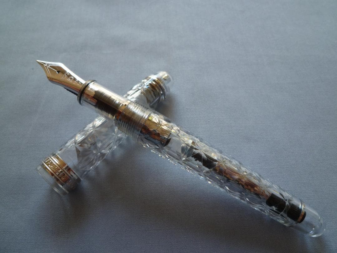 プラチナ万年筆 #3776 センチュリー 富士旬景 六花 極細字