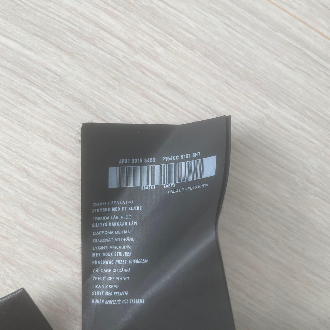 最終お値下げ！PRADA膝丈プリーツスカート