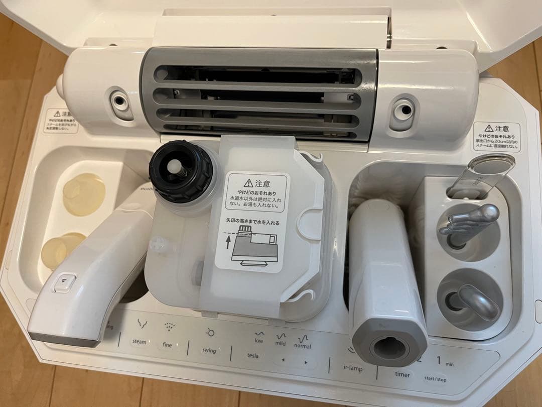 大幅お値下げ！サキナ（ルルシェ）美顔器 美品 おまけ付き