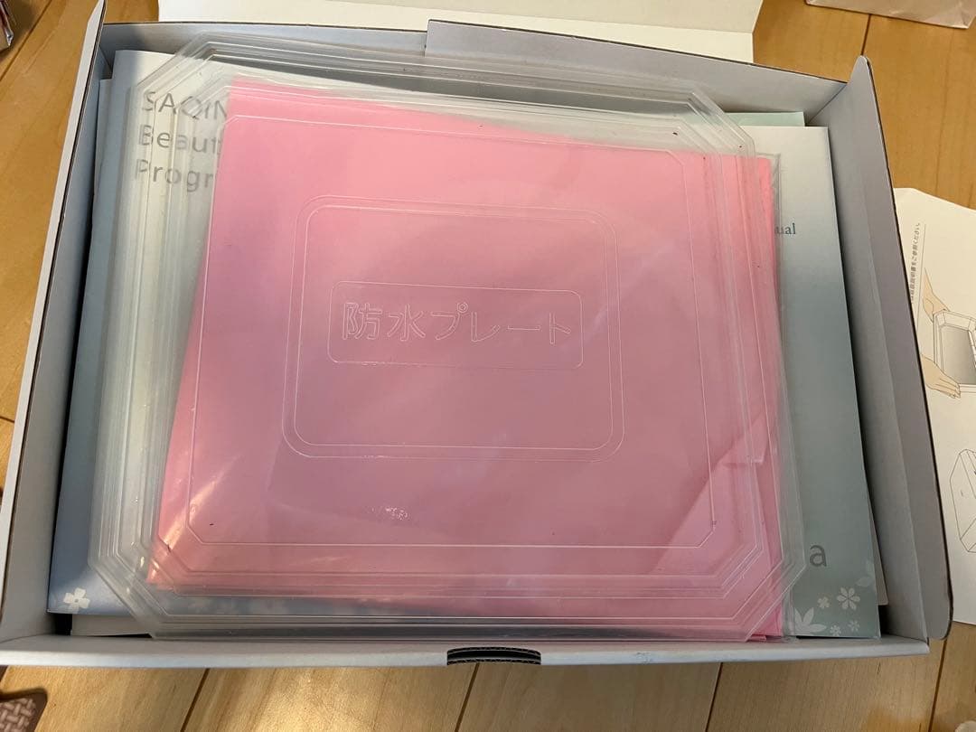 大幅お値下げ！サキナ（ルルシェ）美顔器 美品 おまけ付き