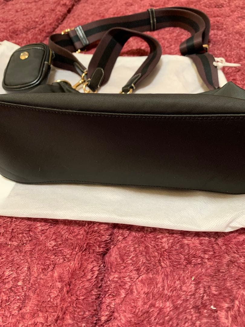 COACH ブラック ナイロン ショルダーバッグ　ハンドバッグ　ボディバッグ