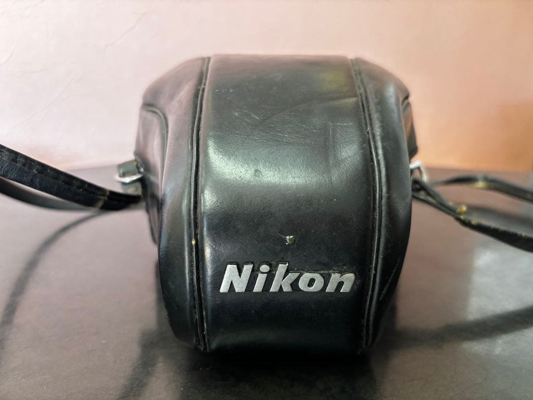 Nikon F 一眼レフカメラ 35mm