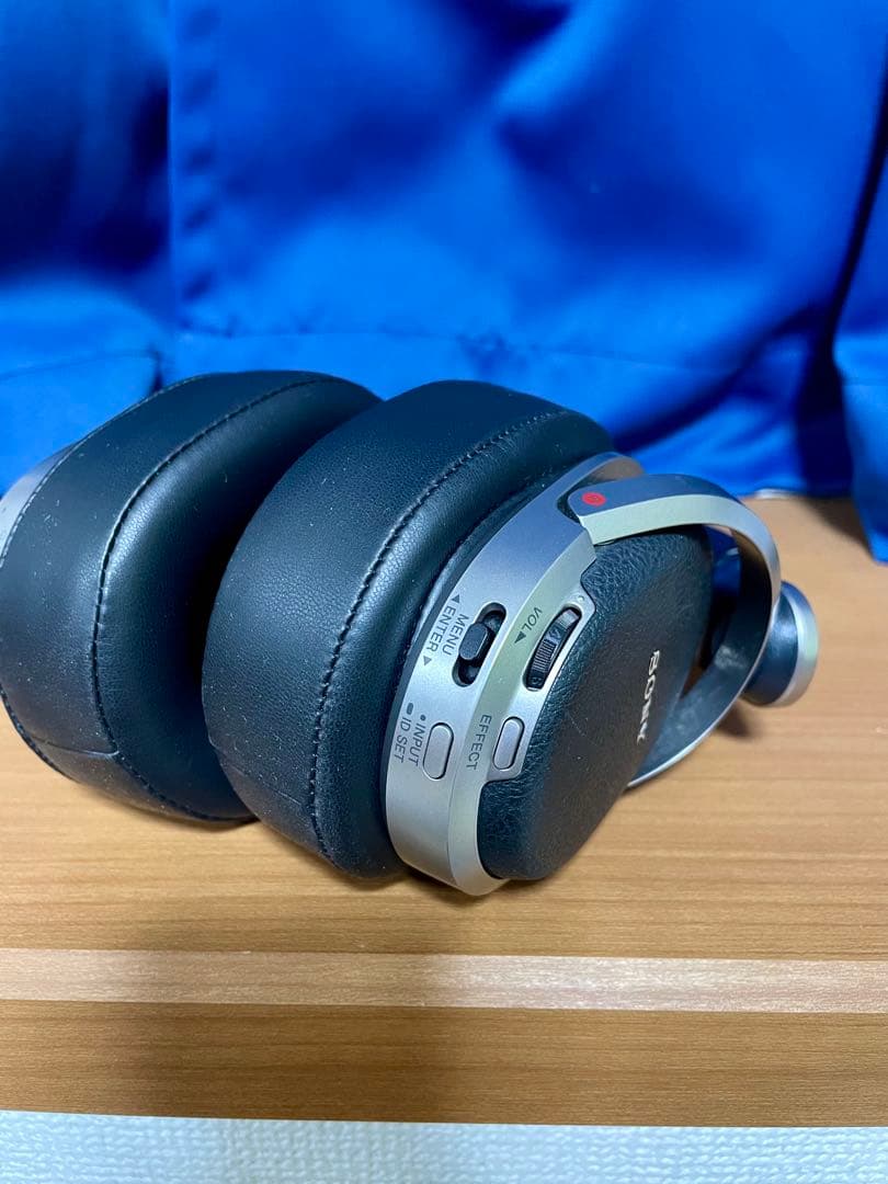 Y*a様 SONY MDR-HW700DS サラウンドヘッドホン【パッド新品交換