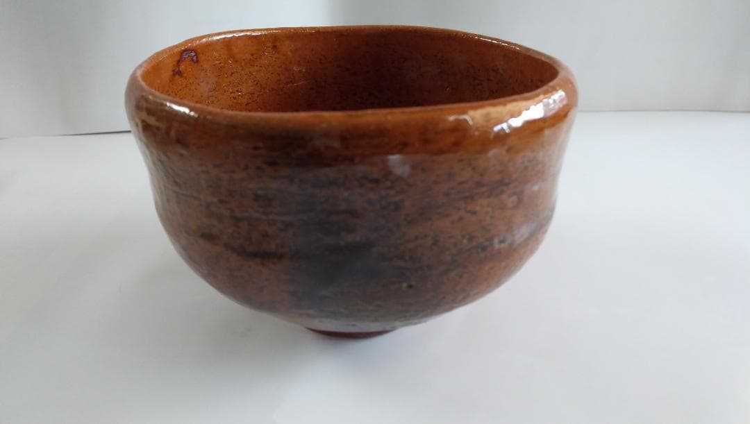 大樋長楽 大樋焼 長楽窯 飴釉 茶碗 抹茶碗 茶道具 美品 です。