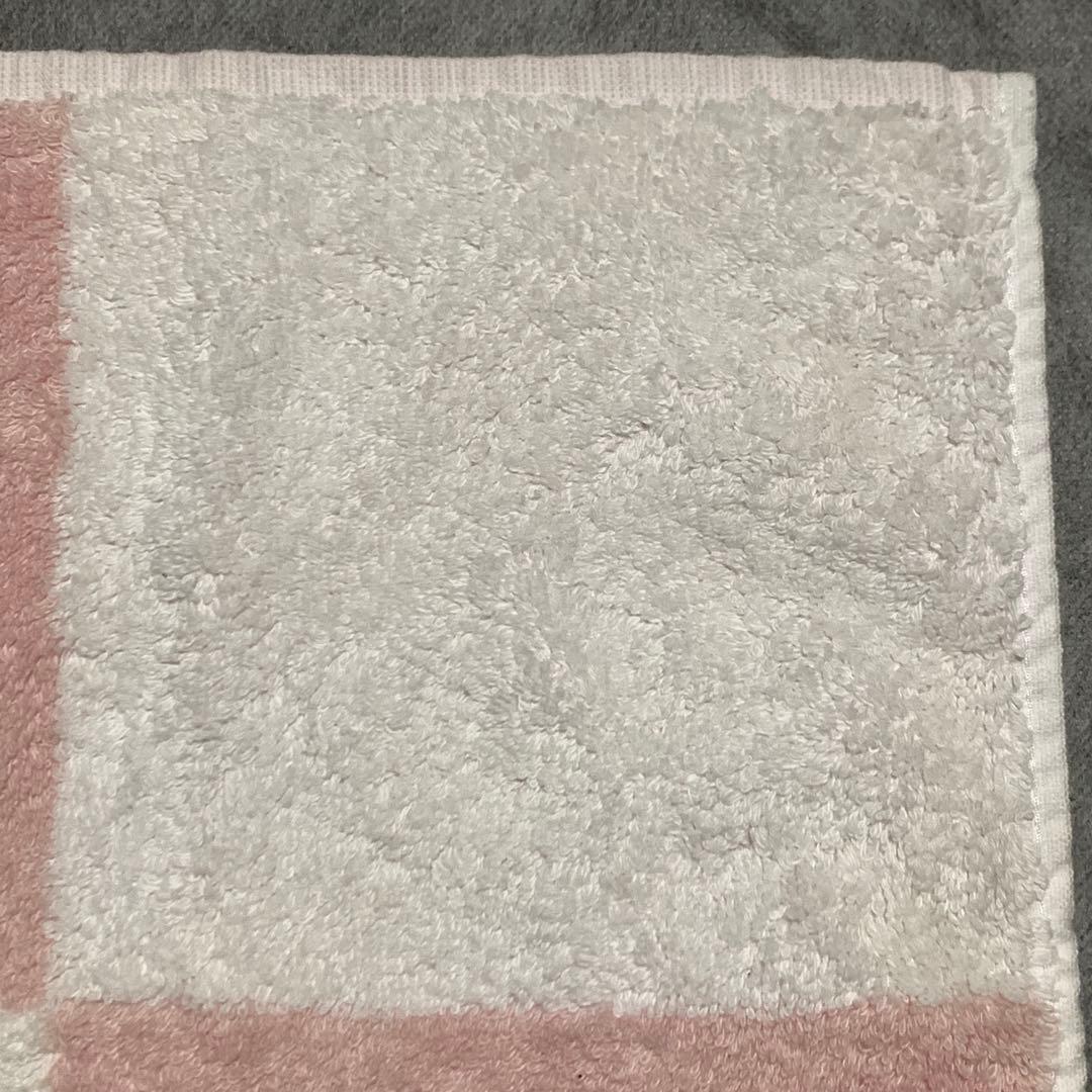 HERMES　エルメス　ハンドタオル　アヴァロン　タオルハンカチ　約34cm