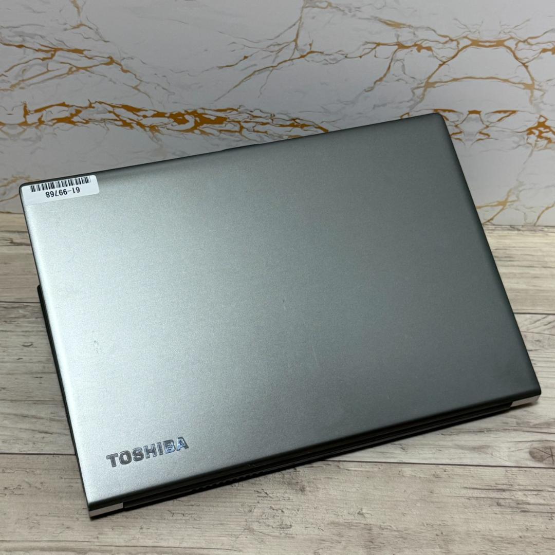 dynabook R63DN 第8世代i5 8GB SSD256 オフィス搭載