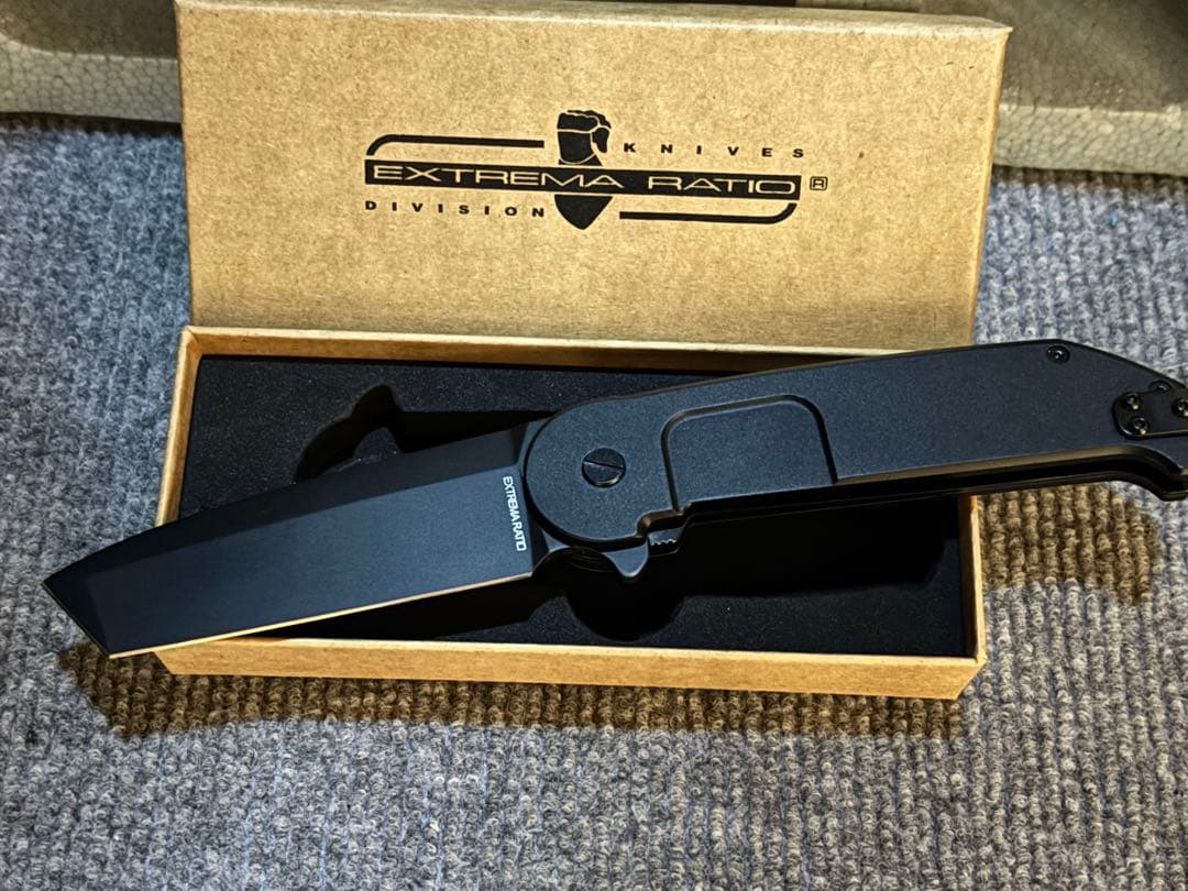 EXTREMA RATIO BF2 ナイフ