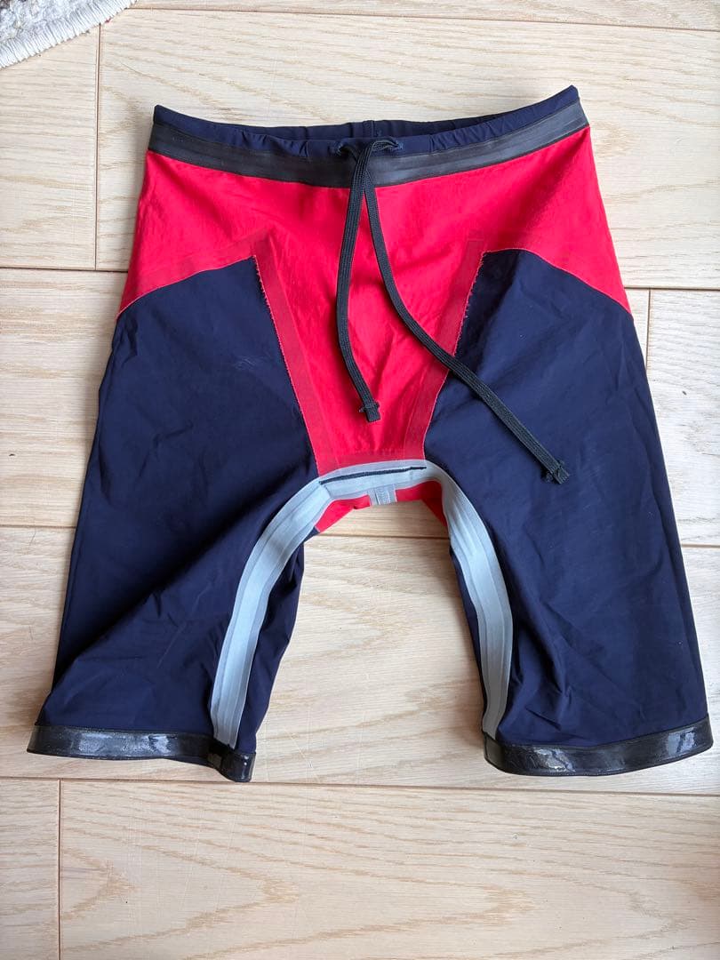 arena アクアフォースX 高速水着 SS ①