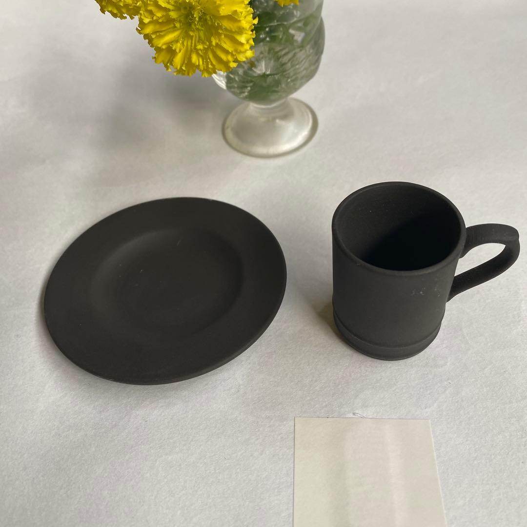 くにちゃん　ウェッジウッド バサルト ブラック ミニチュア マグカップ