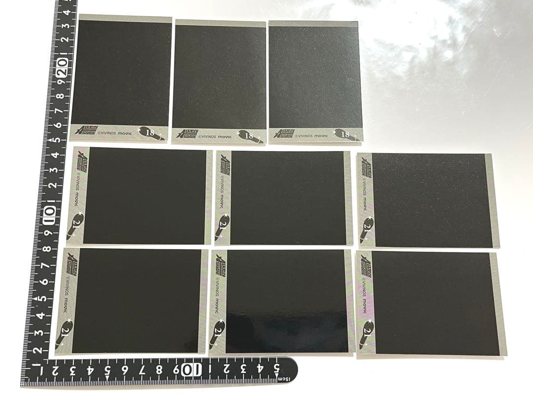 ALIEN STAGE ベビーフィギュア　缶バッジ　箔押しありぱしゃこれ　スア