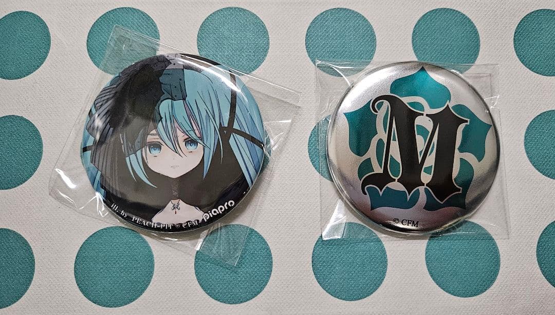 【新品】初音ミク マルイ 缶バッジ 等身 & ロゴ ヴァンパイア フェス