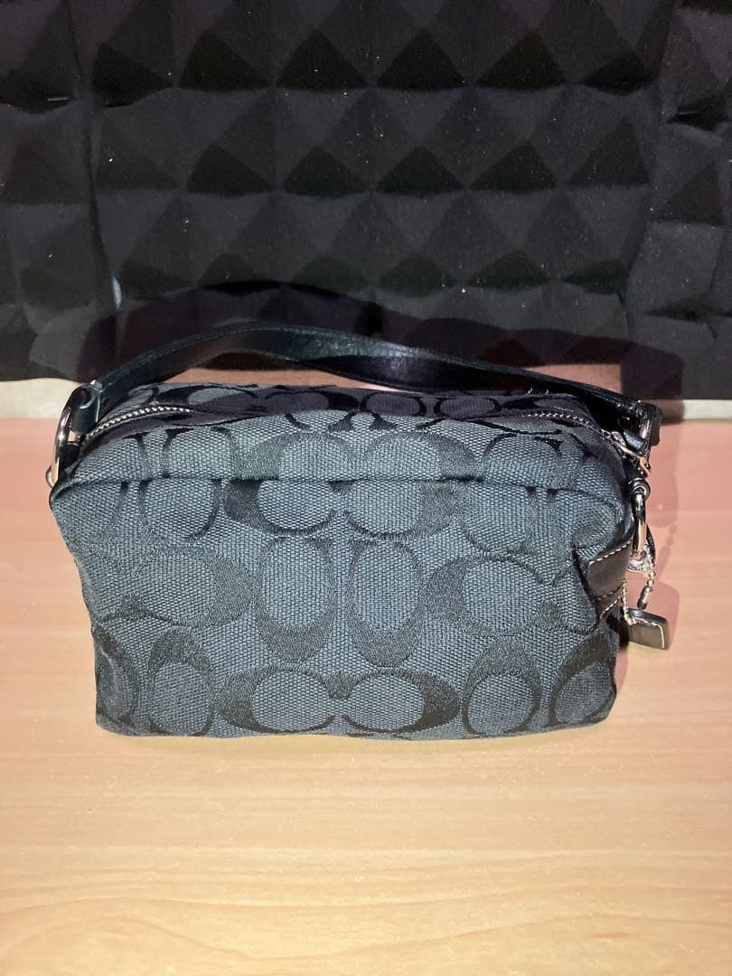 COACH コーチ シグネチャー ターンロック アクセサリーポーチ