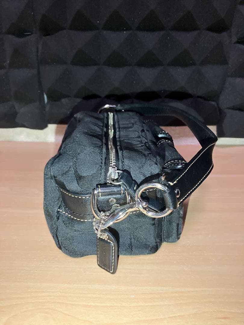 COACH コーチ シグネチャー ターンロック アクセサリーポーチ