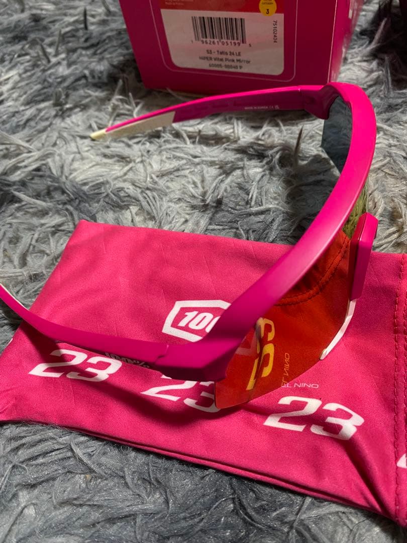 100%タティスJrモデルサングラス