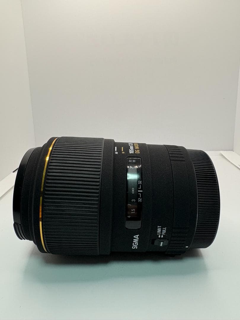 23外観美品　SIGMA 105mm F2.8EX DG MACRO CANON