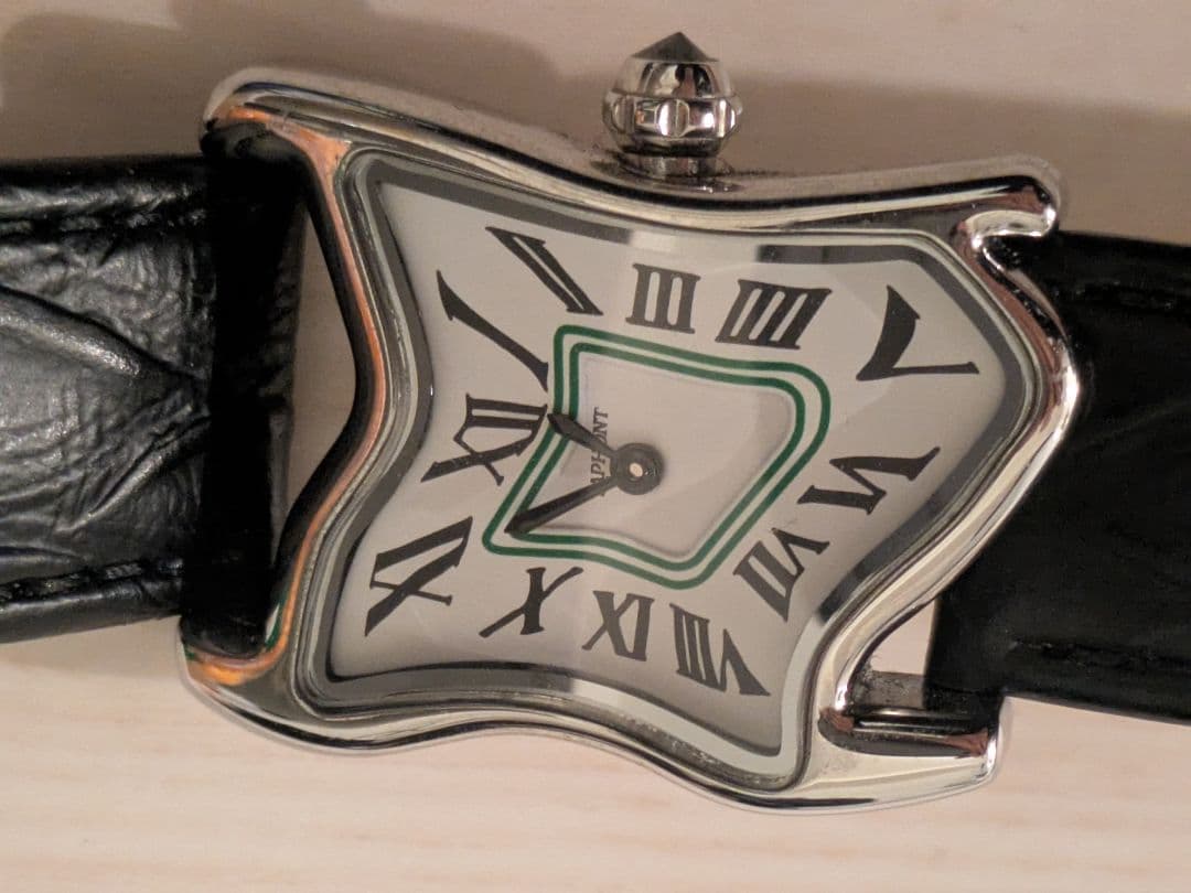 Laphont SQUARE MELTING WATCH スモール