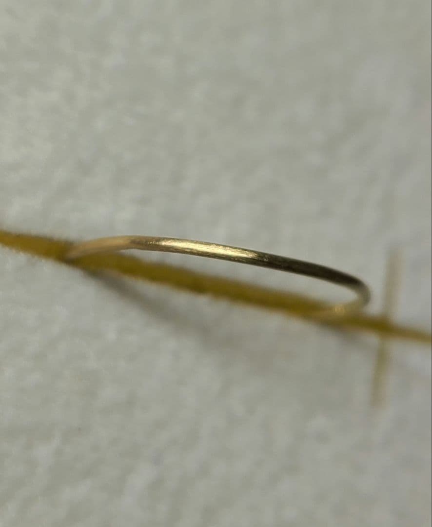 でも重ねづけにも可愛いです!!★18金プレーンリング、マット加工★