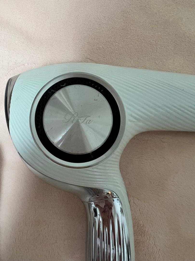 リファビューティックドライヤープロ