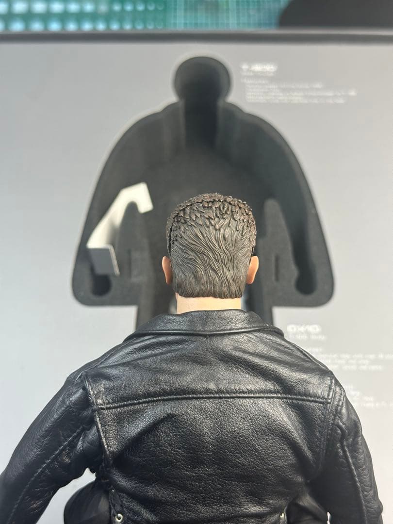 ホットトイズ｜DX10 ターミネーター２ T800