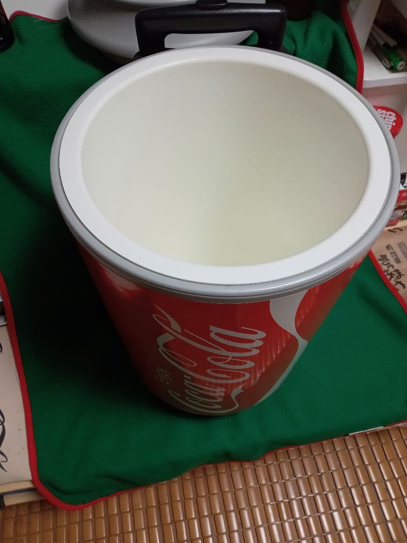 美品未使用Coca-Cola 缶型クーラー 大容量 キャスター付き