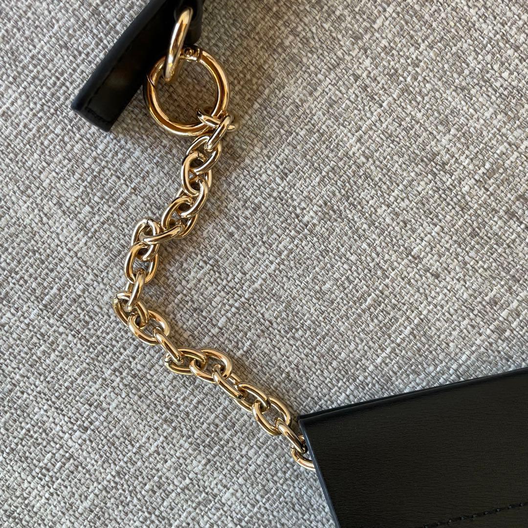 未使用級☆サロンアダムエロペ　2WAYスクエアチェーンクラッチショルダーバッグ