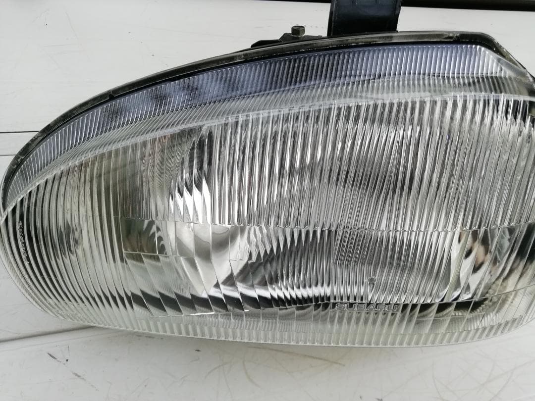 KK3 　KK4　 ヴィヴィオ 　ヘッドライト  左右　（管理MA11）