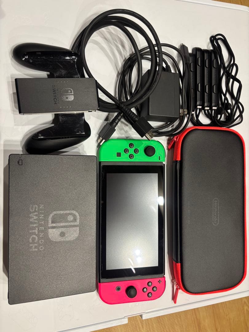 Nintendo Switch 緑・ピンク 本体