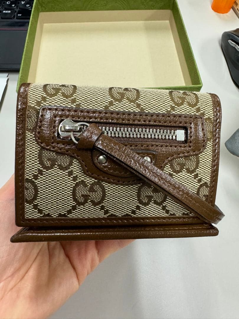 Gucci財布
