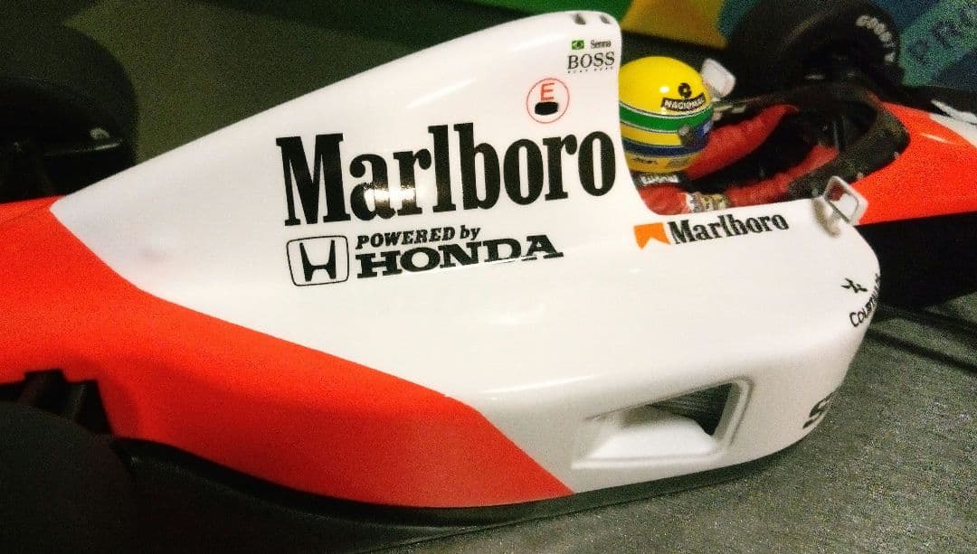 ミニチャンプス 1/18 F1 MP4/6 A.セナ　リペイント