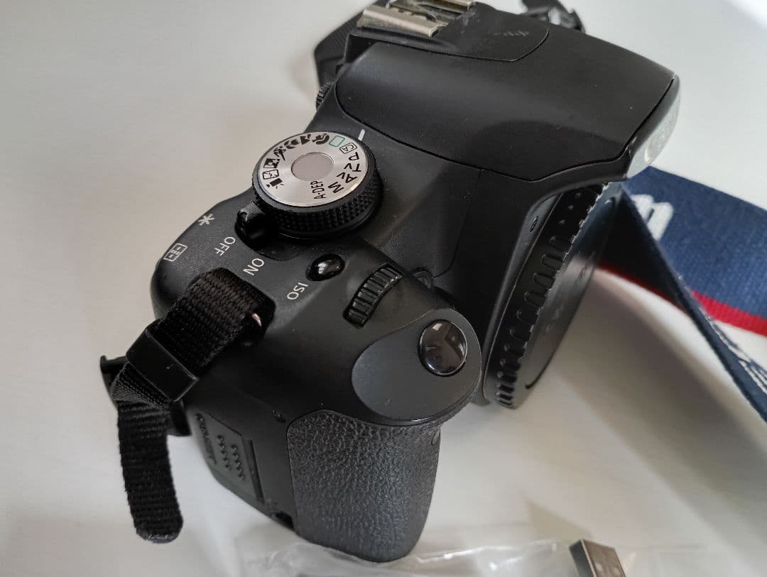 Canon イオスX3 デジタル一眼レフ