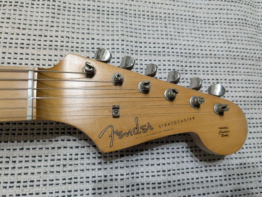 Fender Japan Stratocaster MST-32 レア仕様