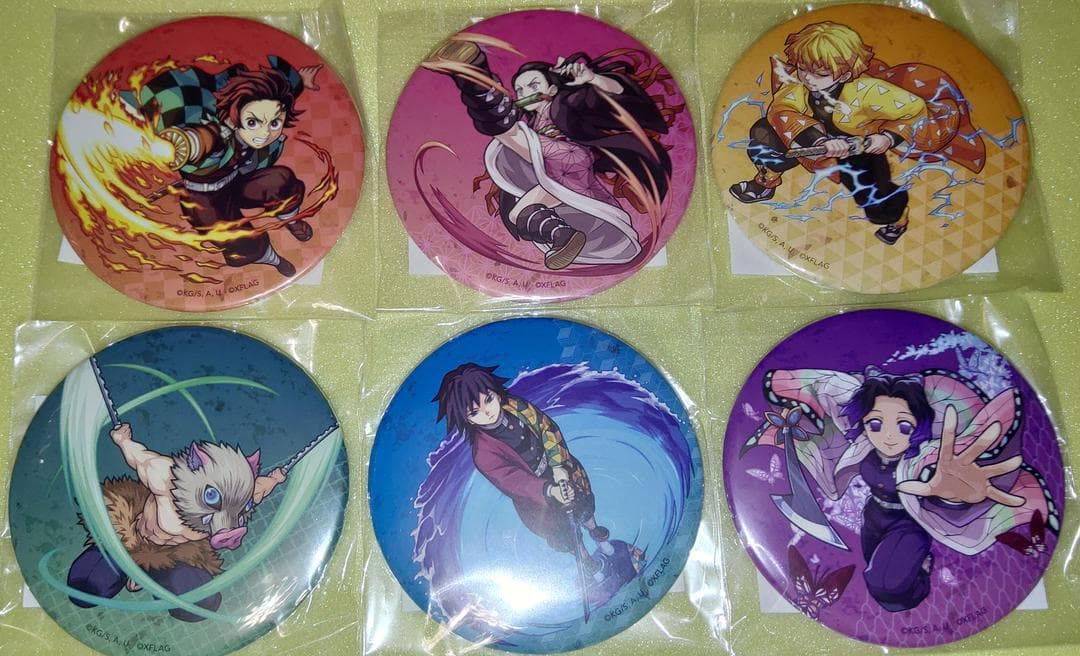 鬼滅の刃　モンストコラボ　缶バッジ セット