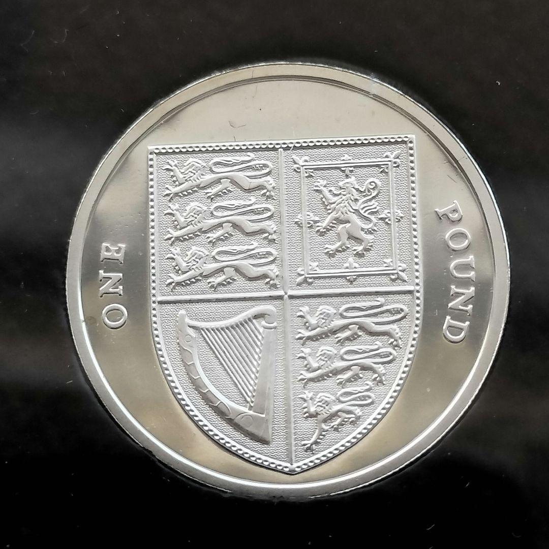 NOEL Tukoi★ Shield of Arms（銀貨7枚）