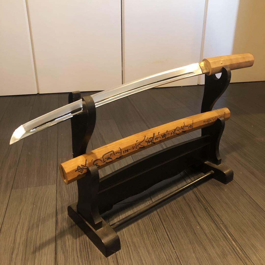 高級模造刀 白鞘 脇差　樋入り刀身　居合刀 濃州関住兼三代藤原兼房