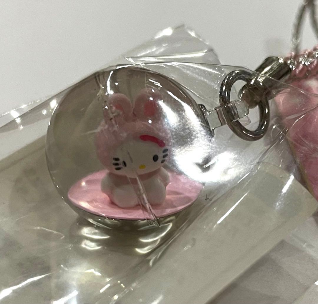 亀*様 ハローキティ 根付 ストラップ【希少】 十二支　卯　水入り丸玉根付け