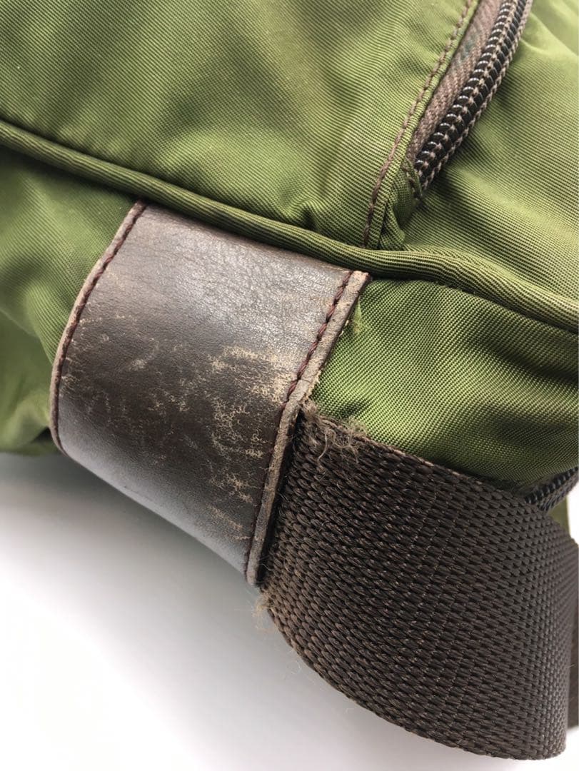 プラダ　PRADA ショルダーバッグ