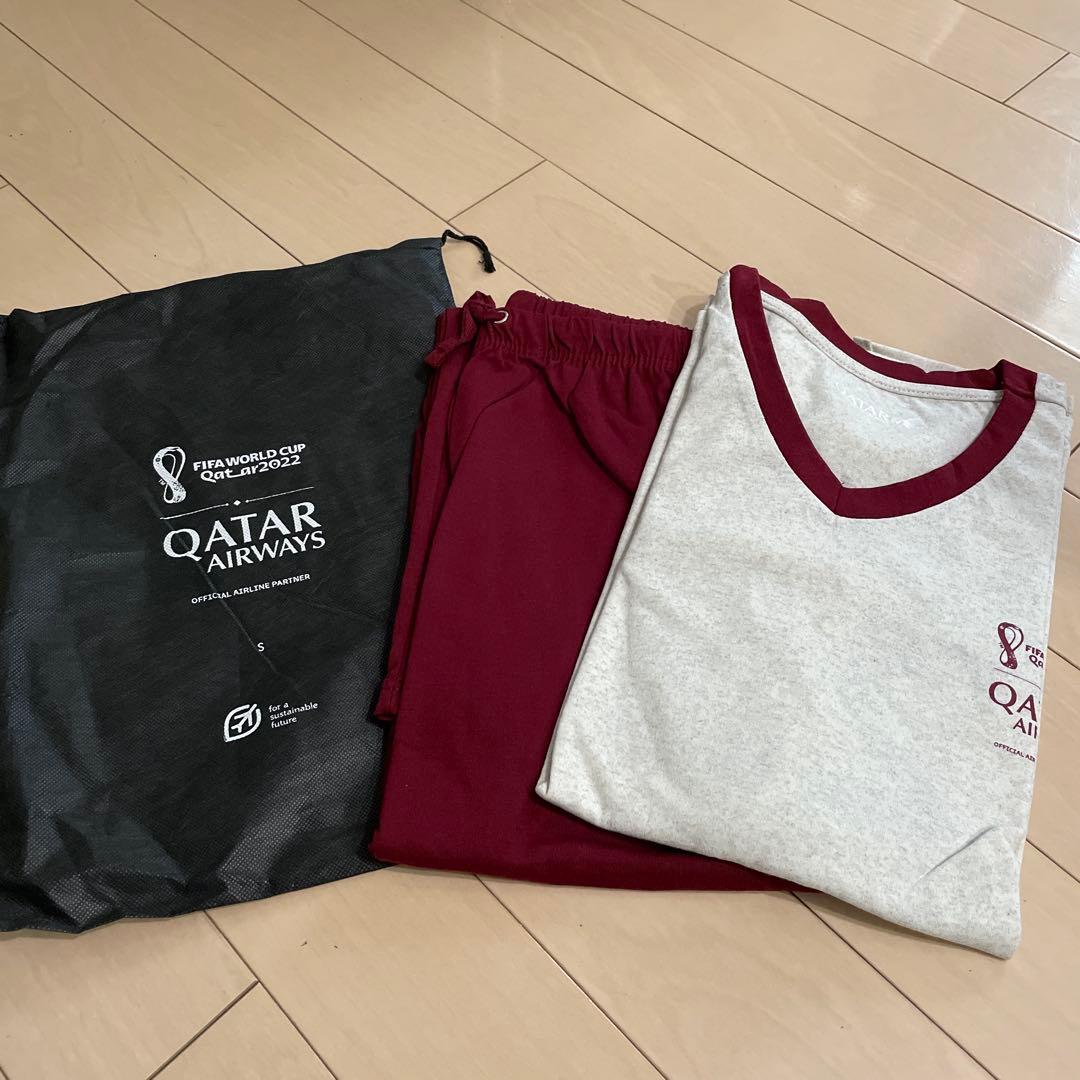カタール航空　ビジネスクラス　Tシャツ＆パンツ　Sサイズ　ワールドカップ2022