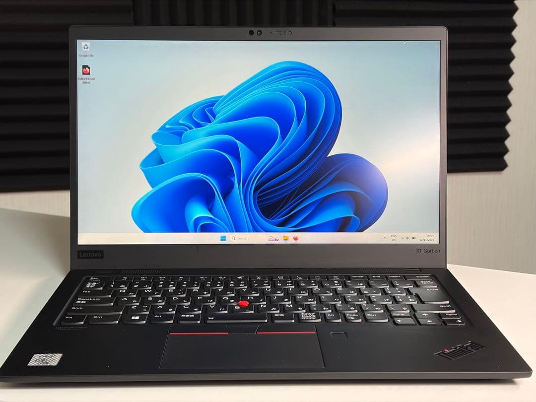 M*a様 ThinkPad X1 Carbon gen8 i7 16GB 512