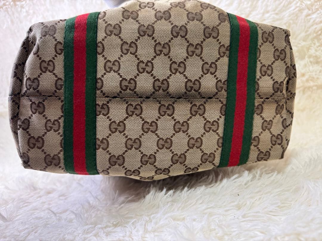 れ*な様 ✨美品✨グッチハンドバッグ GG柄シェリーライン　肩掛けベージュ系A4