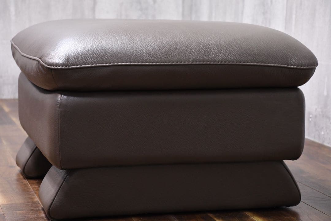 EAC52 シンプルモダン レザー/総本革張り オットマン スツール 足置き