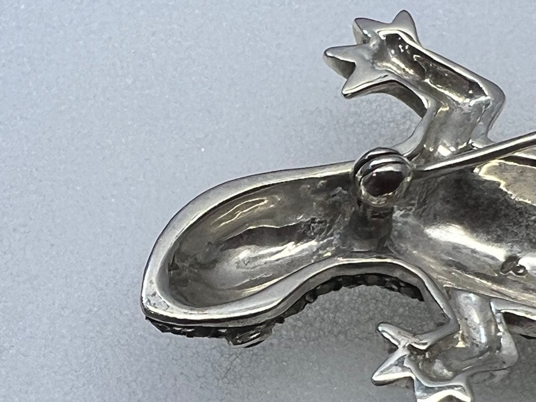 トカゲ　ブローチ　008