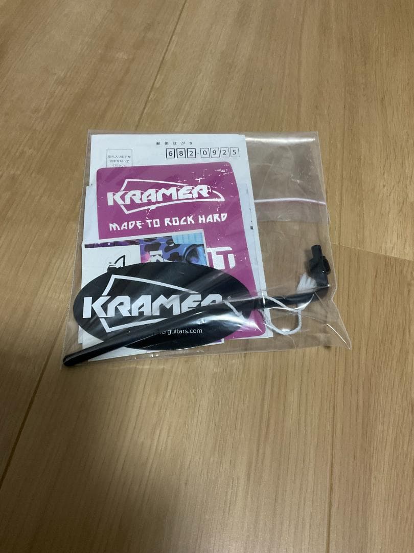 Kramer Barretta (クレーマー バレッタ) Red　新品未使用