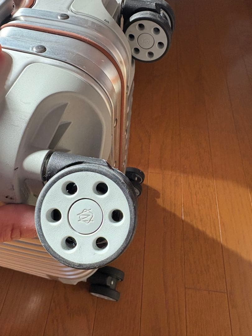 リモワ オリジナル キャビン ツイスト 生涯保証 機内持ち込み