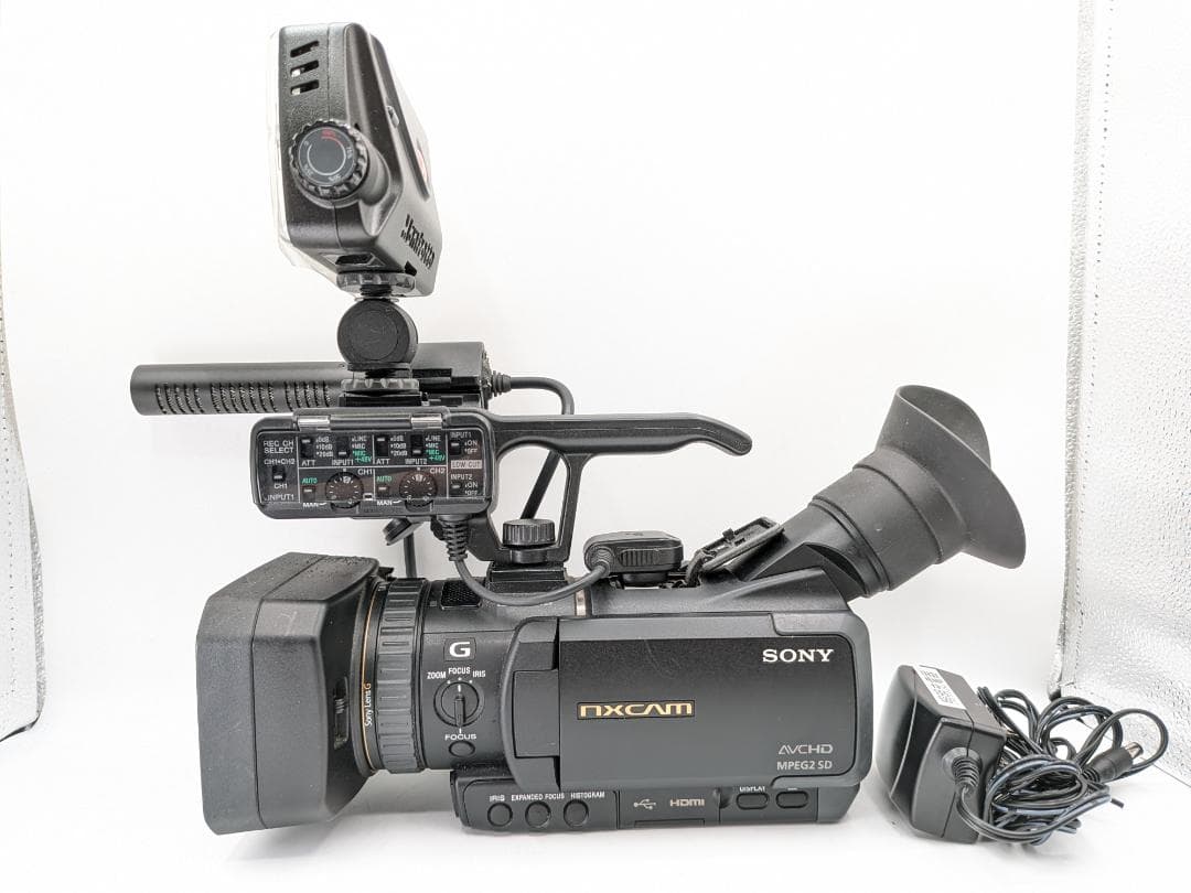 【動作〇】SONY ビデオカメラ HXR-NX70J ケース ライト付