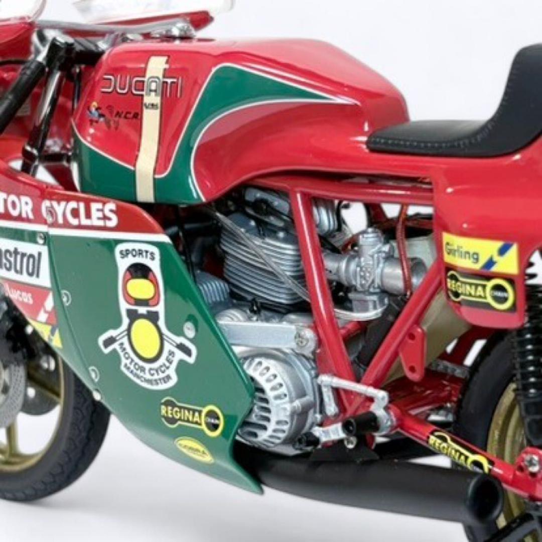 オートバイ・バイク MINICHAMPS 1/12 DUCATI 900 Racer IOM TT