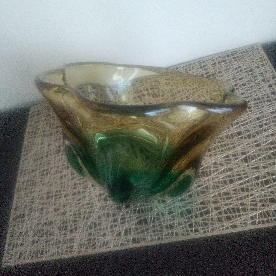 フラワー型ガラスボウル グリーンイエロー