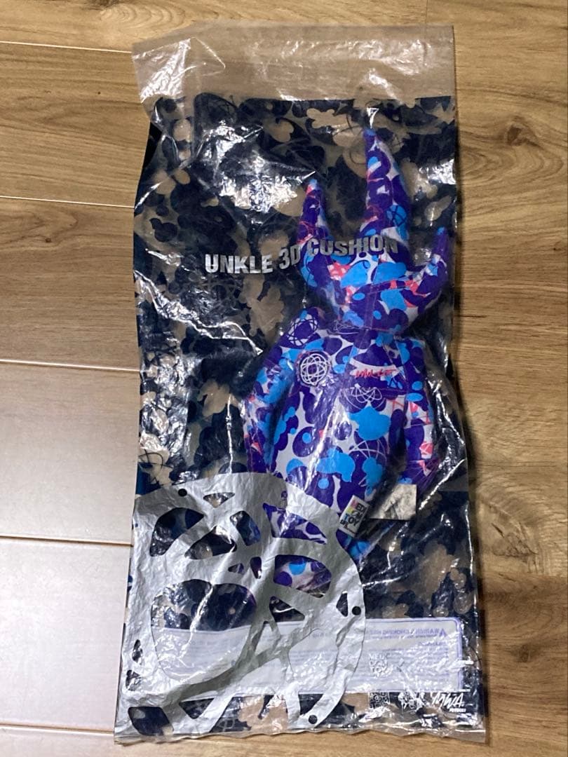 UNKLE futura MEDICOM toy クッション フィギュア