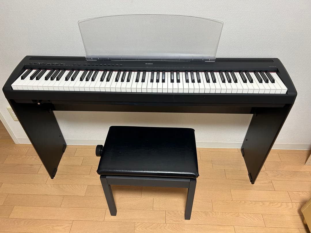 ヤマハ電子ピアノ（YAMAHA P-95 黒）椅子付き